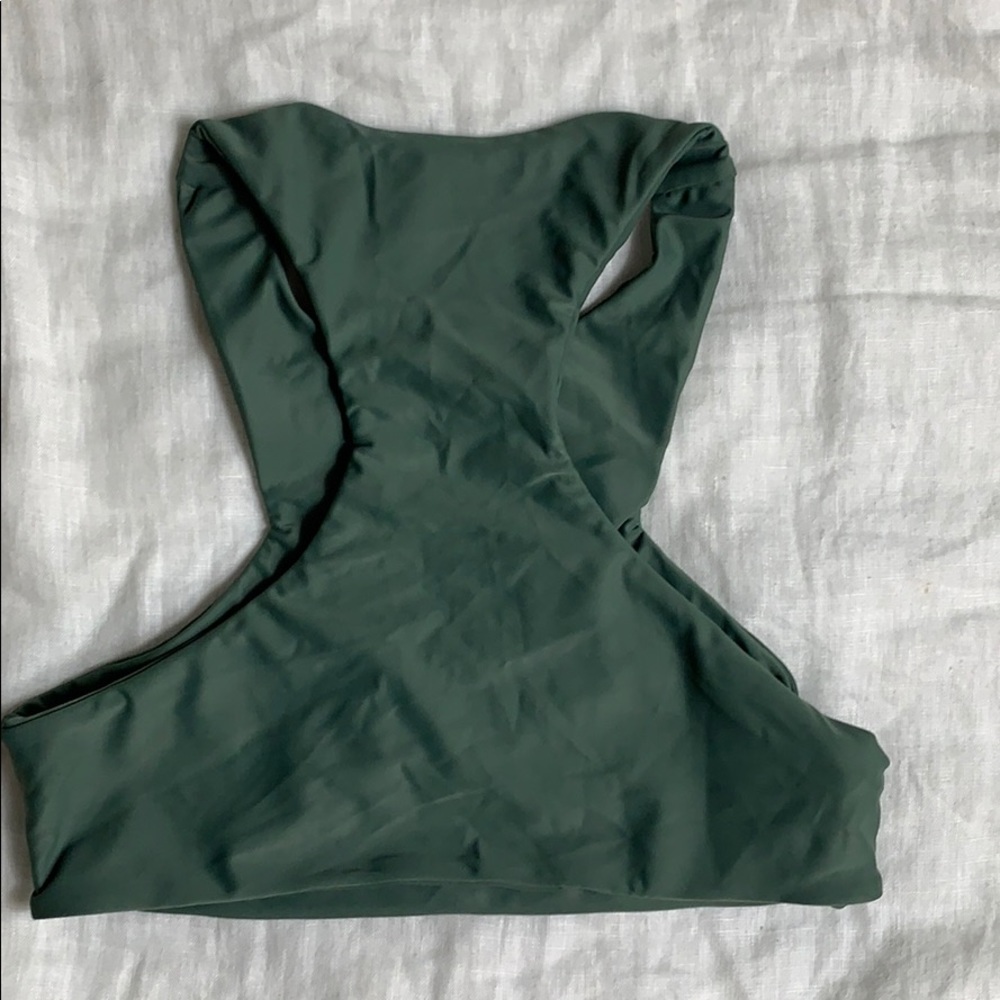 Mikoh Top - Picture 2 of 3